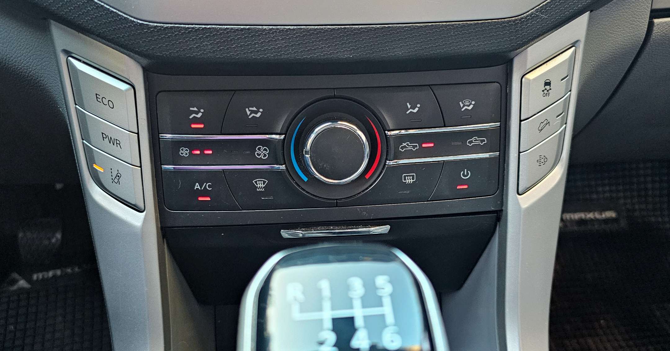 2022 Maxus T60 - Imagen 27