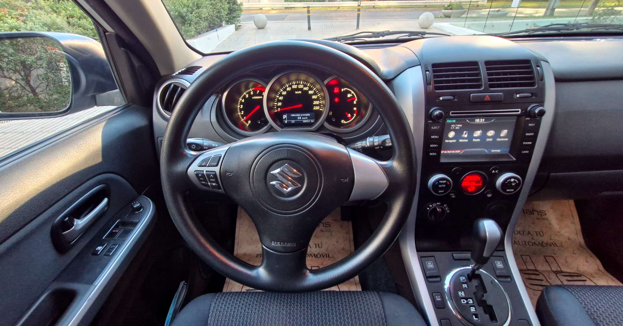 2014 Suzuki Grand Vitara - Imagen 15