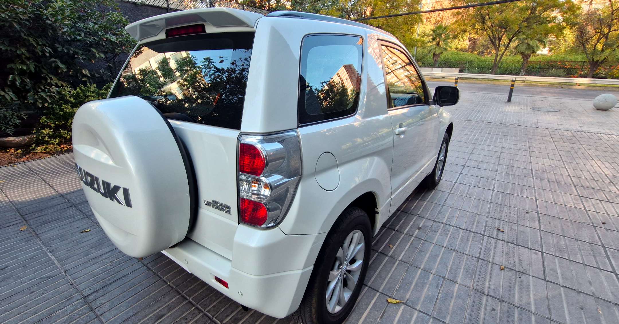 2014 Suzuki Grand Vitara - Imagen 18