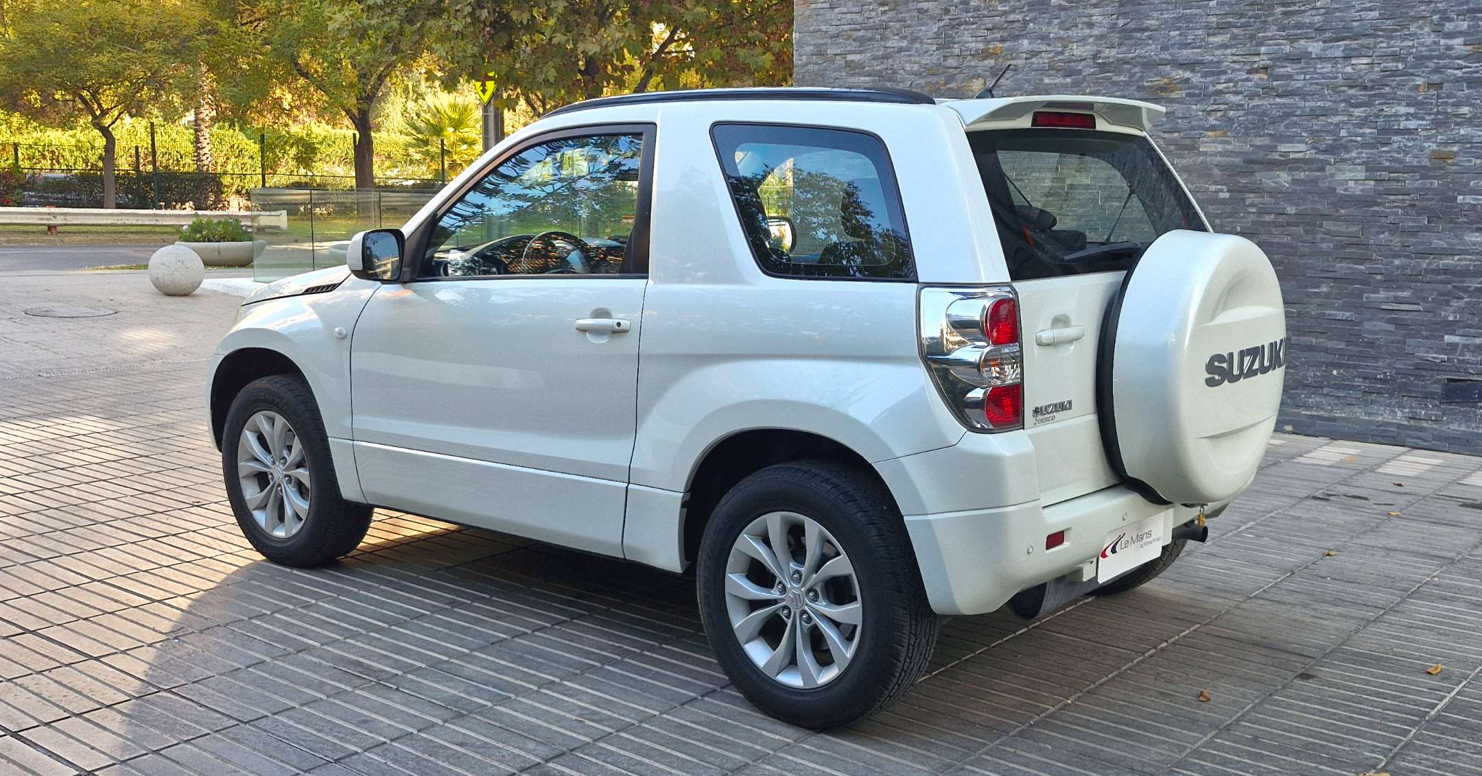 2014 Suzuki Grand Vitara - Imagen 4