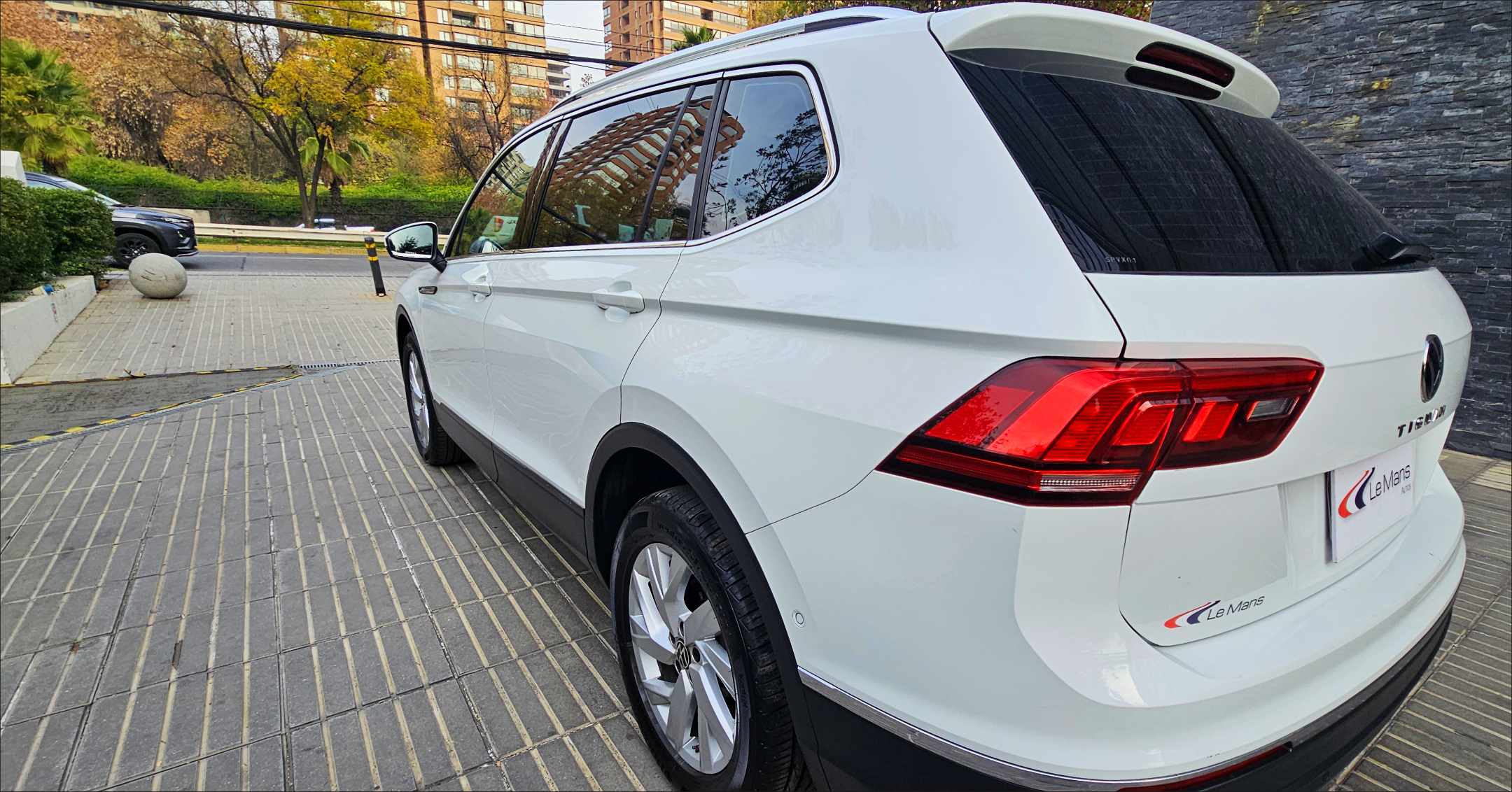 2023 Volkswagen Tiguan - Imagen 17